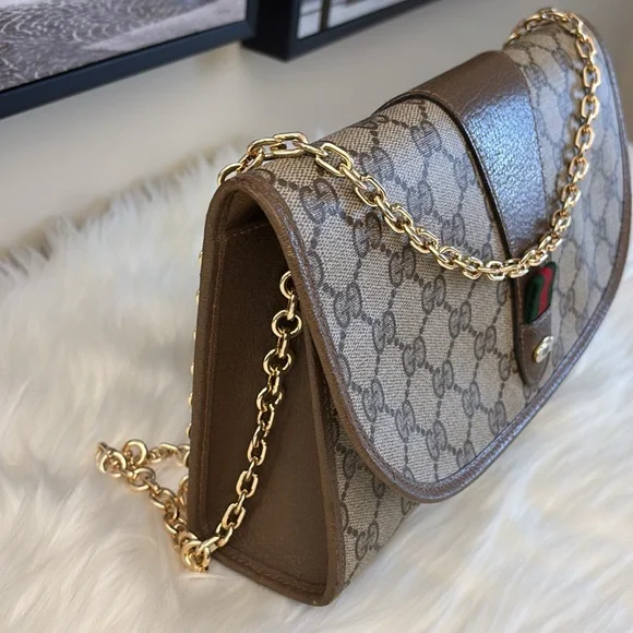 Authentic GUCCI GG Supreme Sherry Line PVC Leather Clutch Bag - Picture 3 of 14